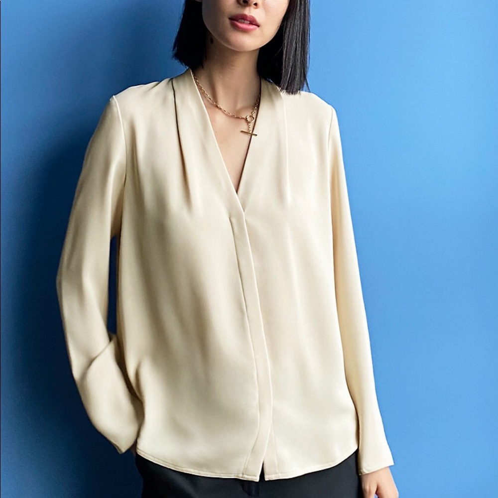 Babaton blouse
